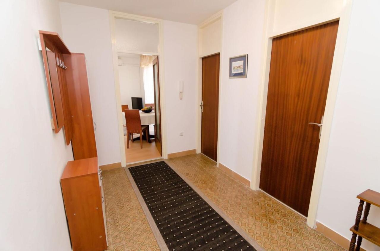 Apartment Mirela 扎达尔 外观 照片