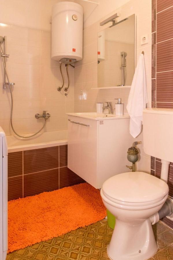 Apartment Mirela 扎达尔 外观 照片
