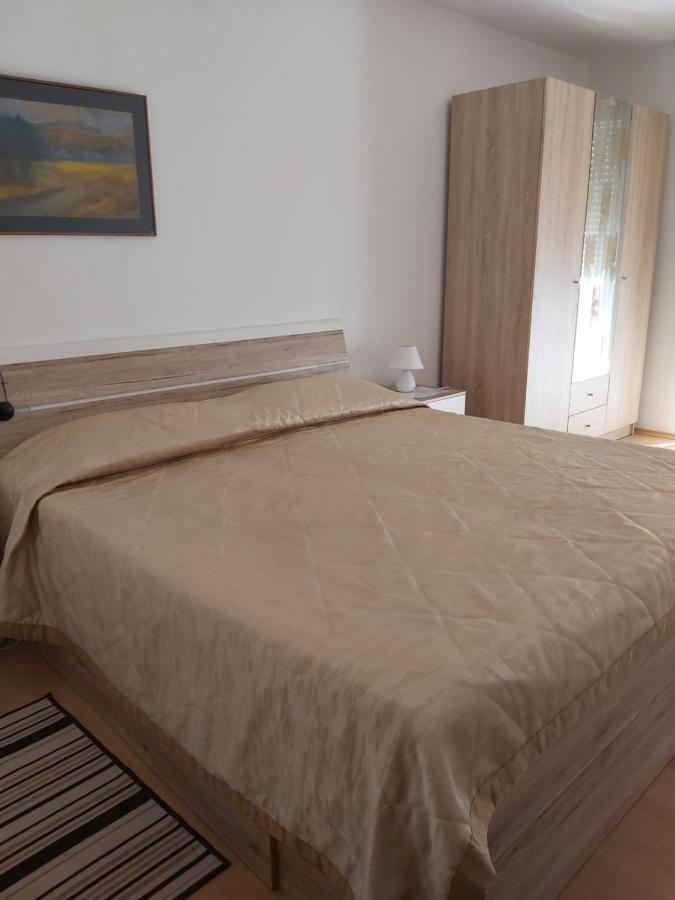 Apartment Mirela 扎达尔 外观 照片